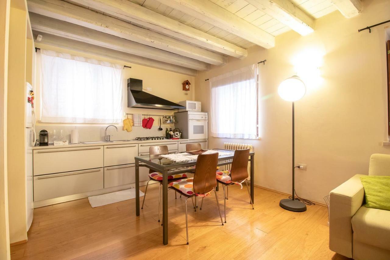 Lovely Apartment Sottoriva Verona Luaran gambar